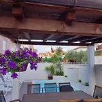 Benic With A Heated Pool Daire Zadar