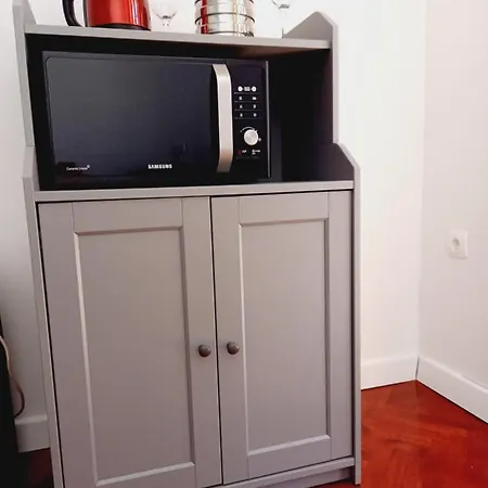 Benic With A Heated Pool Apartamento