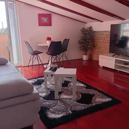 Benic With A Heated Pool *