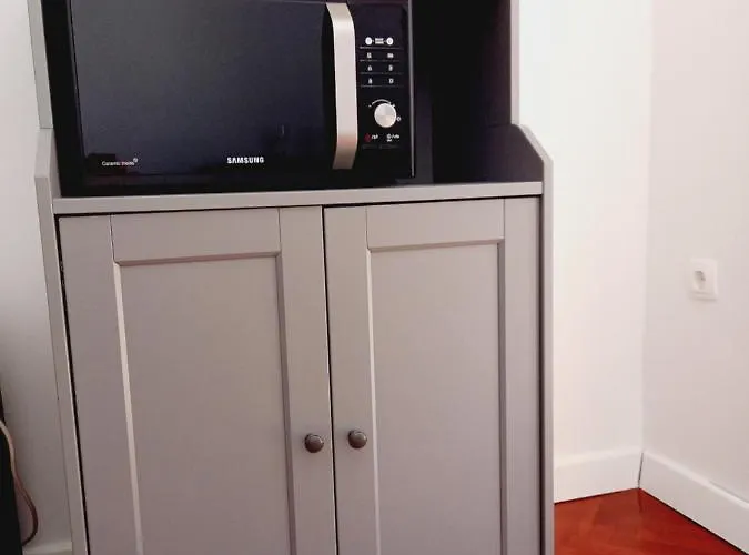 Benic With A Heated Pool Appartement