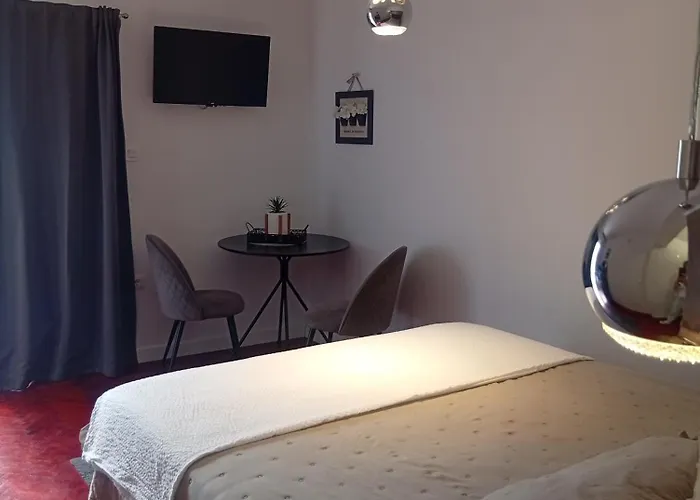 Benic With A Heated Pool Appartement Zadar