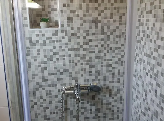 דירה Benic With A Heated Pool *