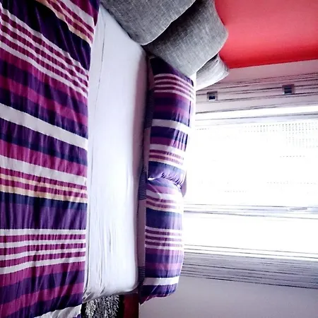 아파트 Benic With A Heated Pool 자다르