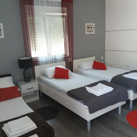 Benic Apartman Zára