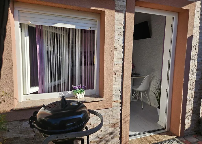 Benic With A Heated Pool *