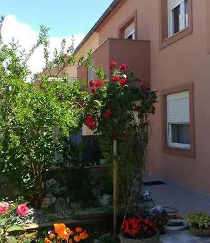 Apartament Benic With A Heated Pool