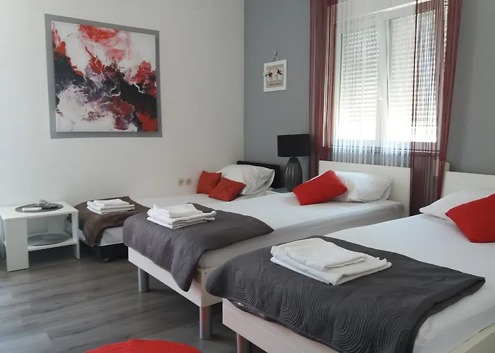 Benic With A Heated Pool Apartament Zadar